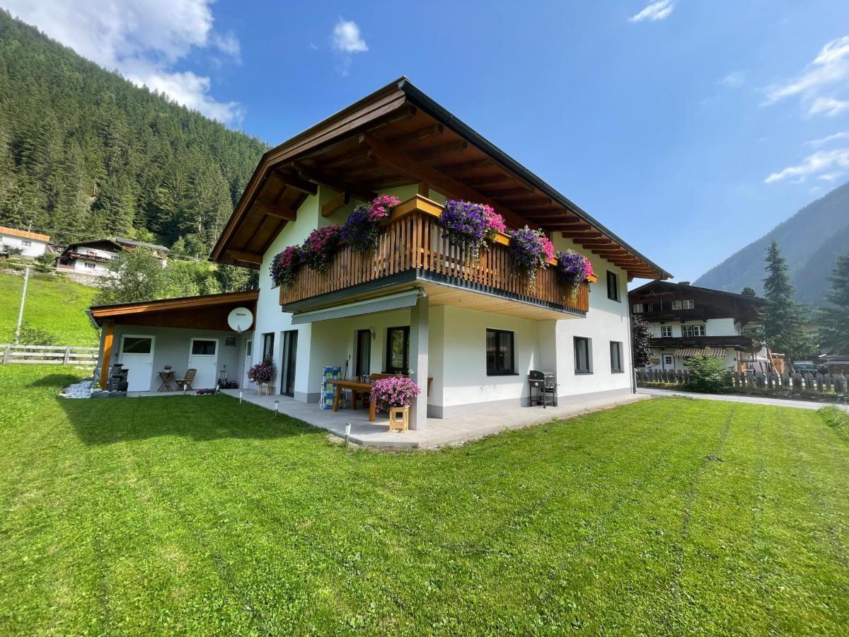 Haus Blickfang Apartment Neustift im Stubaital Exterior photo